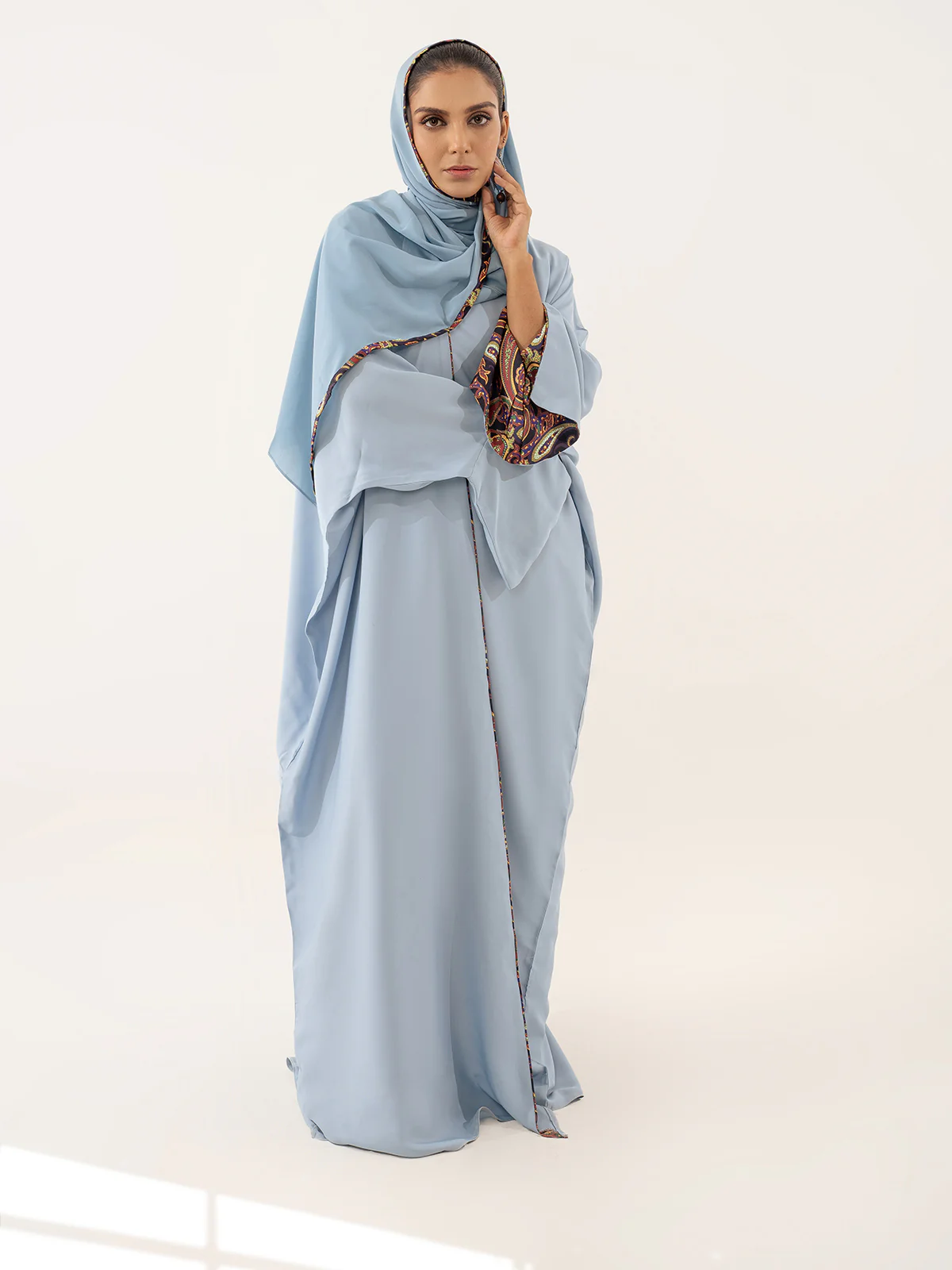 MANIFEST TILL MAGIC BEGINS ABAYA - Image 4