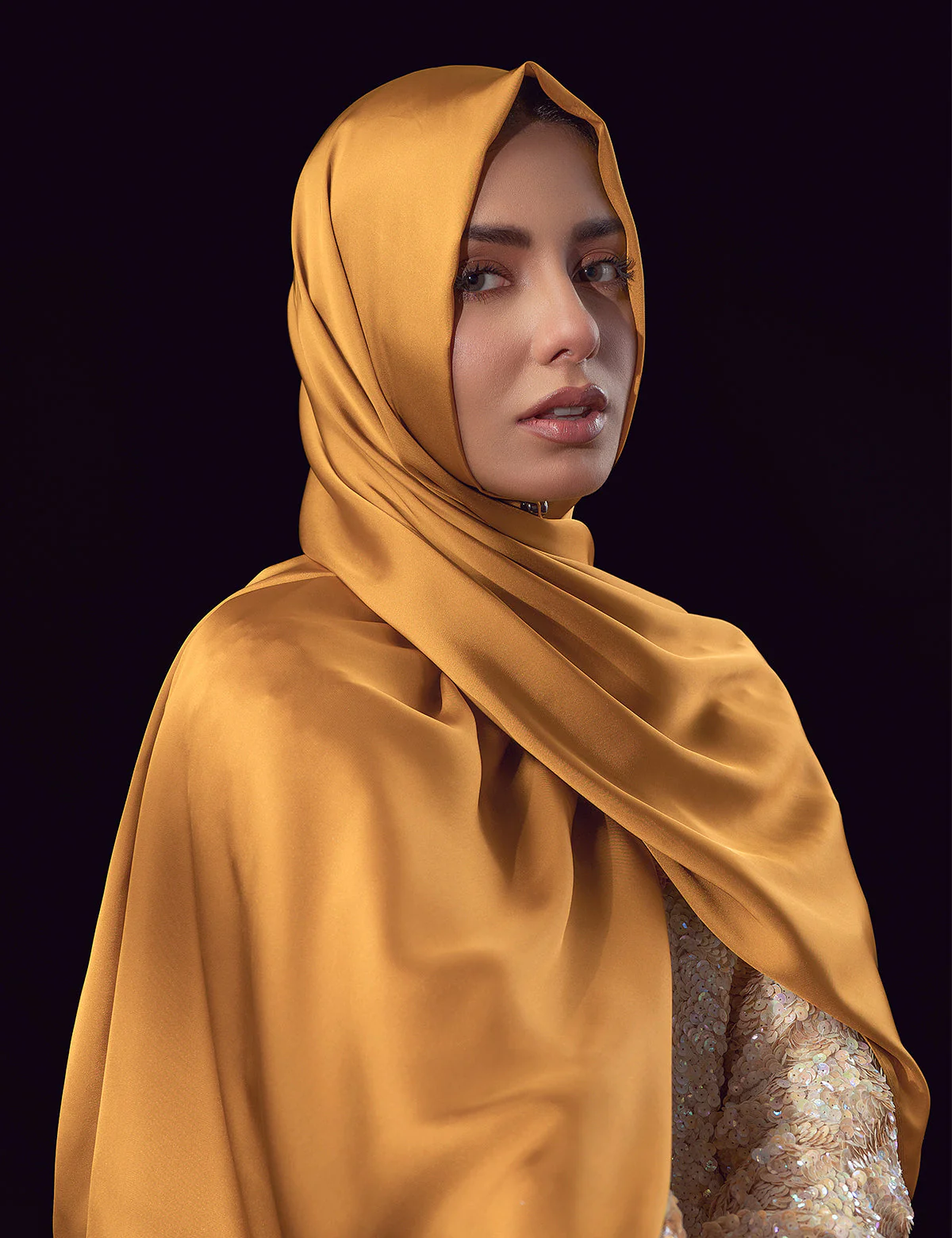 Satin Silk - Golden - Image 2